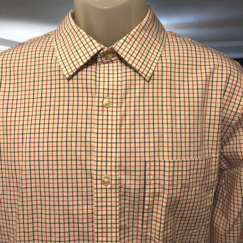 Gap button up